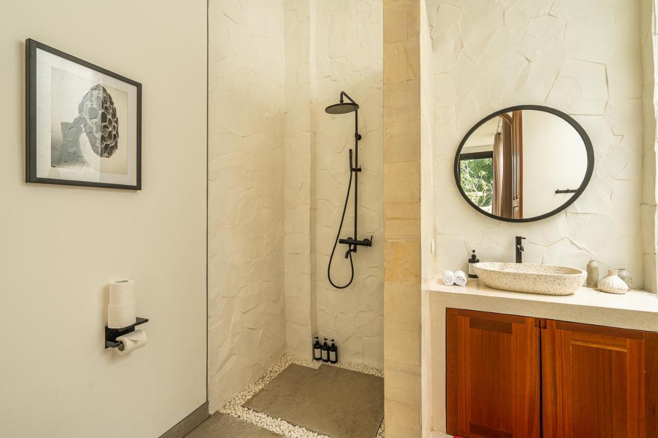 Modern 3 Bedroom In The Heart Of Canggu